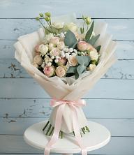 Букет цветов из:  Розы и Лизиантусы в Кара-Тюбе