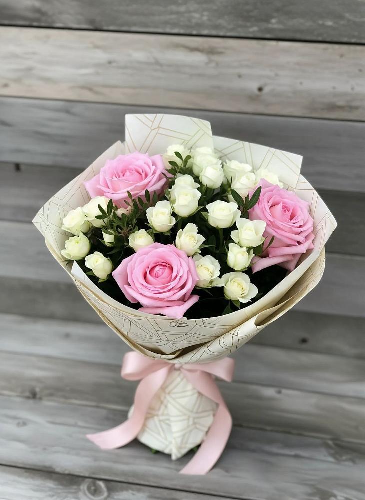 Букет цветов из: Розы в Кара-Тюбе