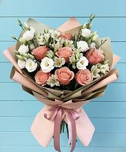 Букет цветов из:  Розы, Альстромерии и Лизиантусы в Кара-Тюбе