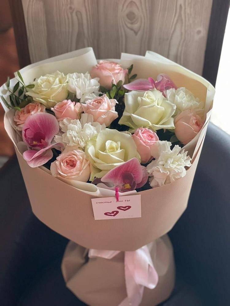 Букет цветов из: Орхидеи, Розы и Гвоздики в Кара-Тюбе