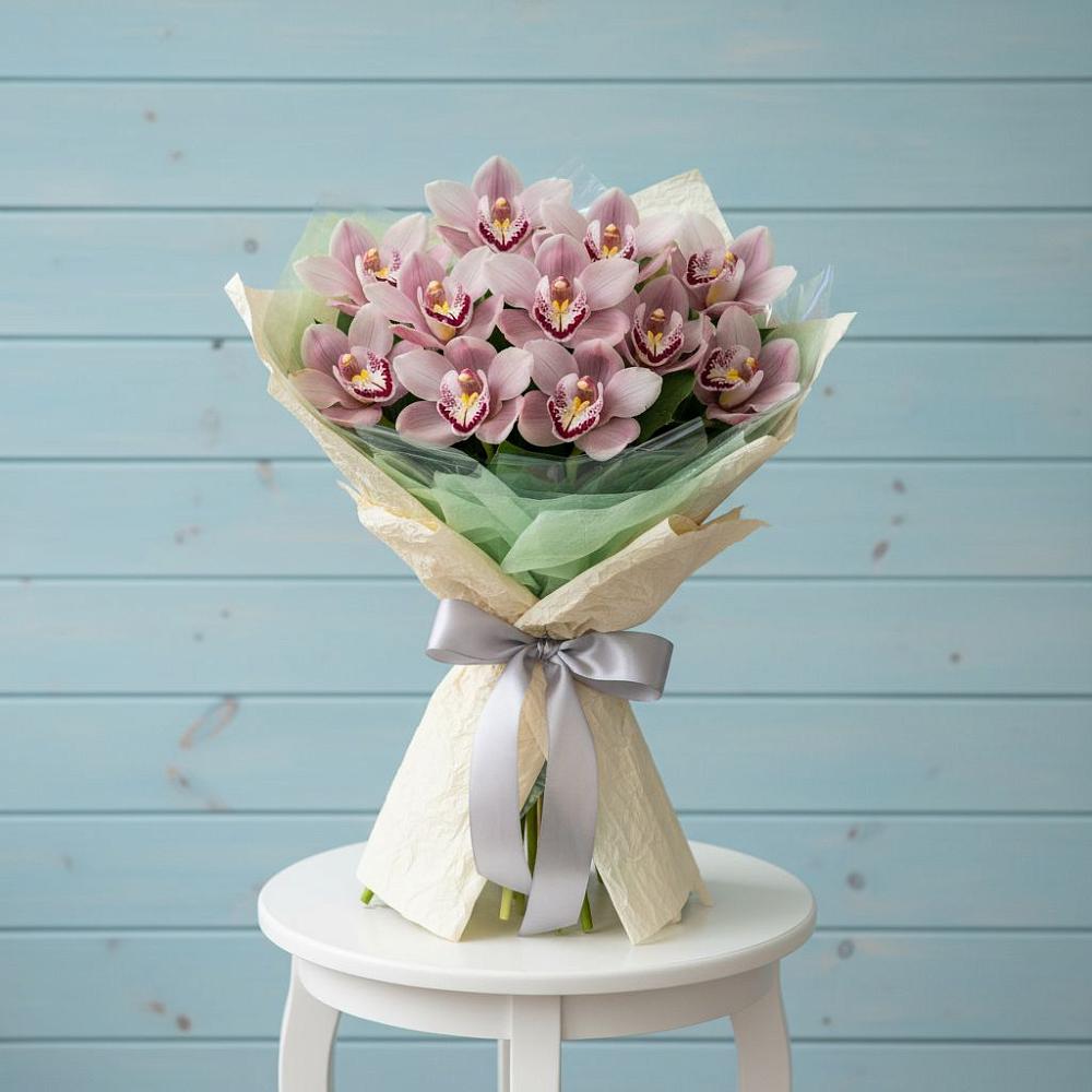 Букет цветов из: Орхидеи и Розы в Кара-Тюбе