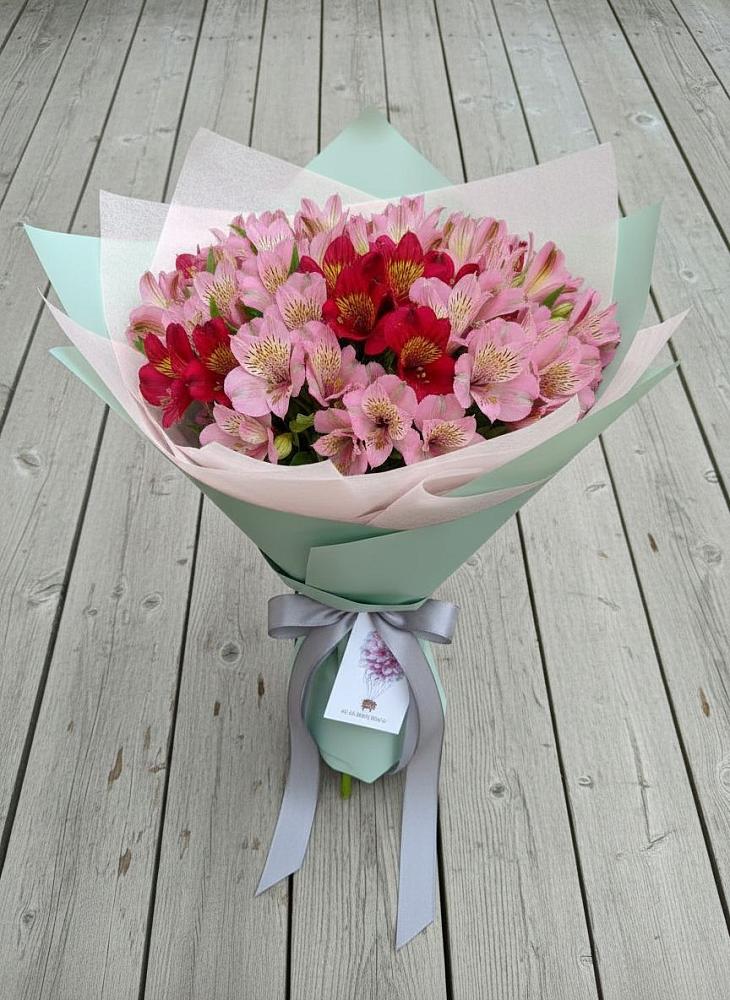 Букет цветов из: Альстромерии в Кара-Тюбе