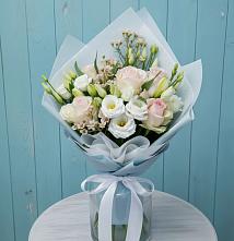 Букет цветов из:  Розы и Лизиантусы в Кара-Тюбе